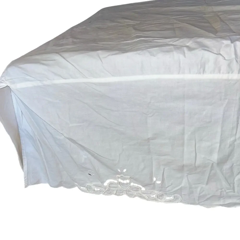 Vintage JCPenney white embroidered cut out table cloth